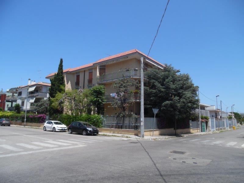 Brindisi-Casale 4 vani in vendita